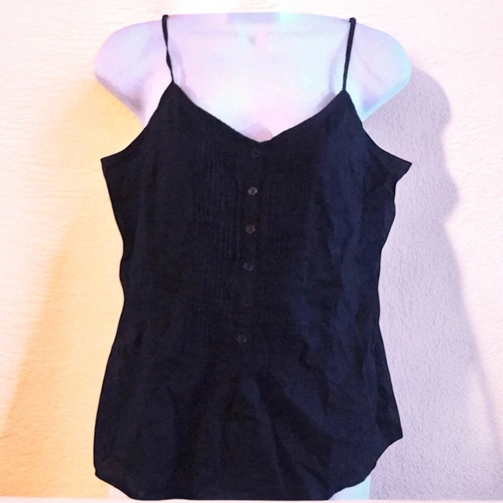 Old Navy top
